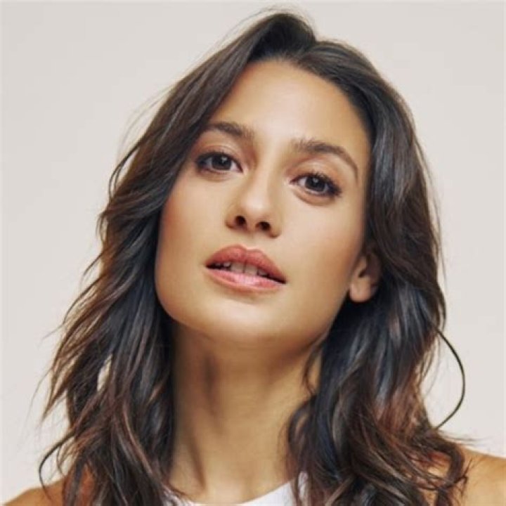 Cristine Reyes Height, Weight, Net Worth, Age, Birthday, Wikipedia, Who, Nationality, Biography