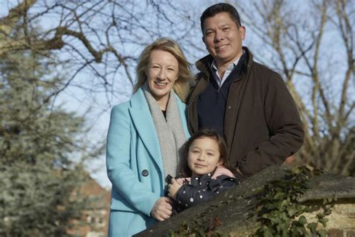 
Gun Found Near Bodies of UK Headteacher, Spouse and Daughter Was Registered to Husband: Police 
