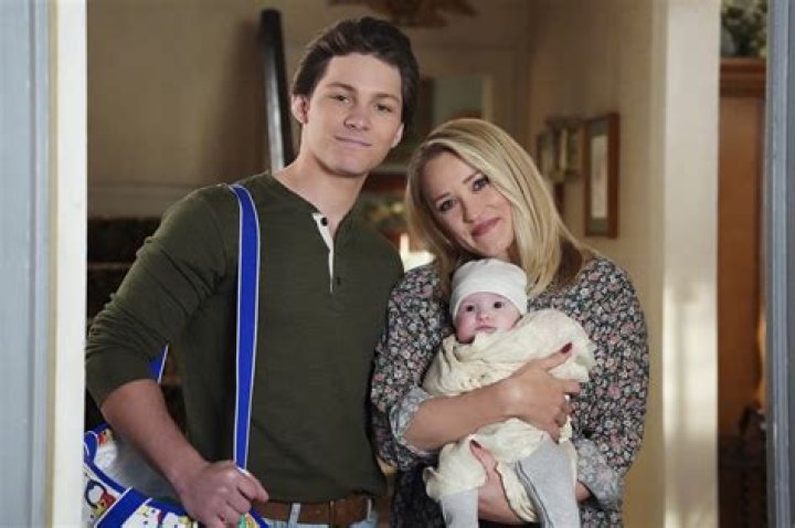 Here Is Why Fans Think Young Sheldon’s Emily Osment Is Expecting A Baby – No, She Is Not Pregnant