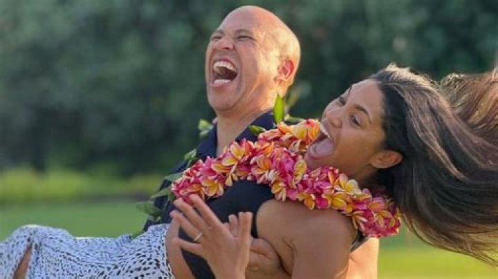 Is Corey B Married to Wife or Dating a Girlfriend?