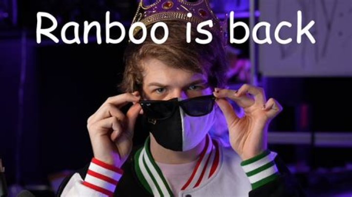 
Is Ranboo Gay? Know More About This Youtuber! 