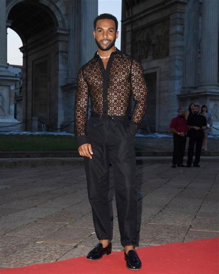 Louis Laviscount Height, Weight, Net Worth, Age, Birthday, Wikipedia, Who, Nationality, Biography