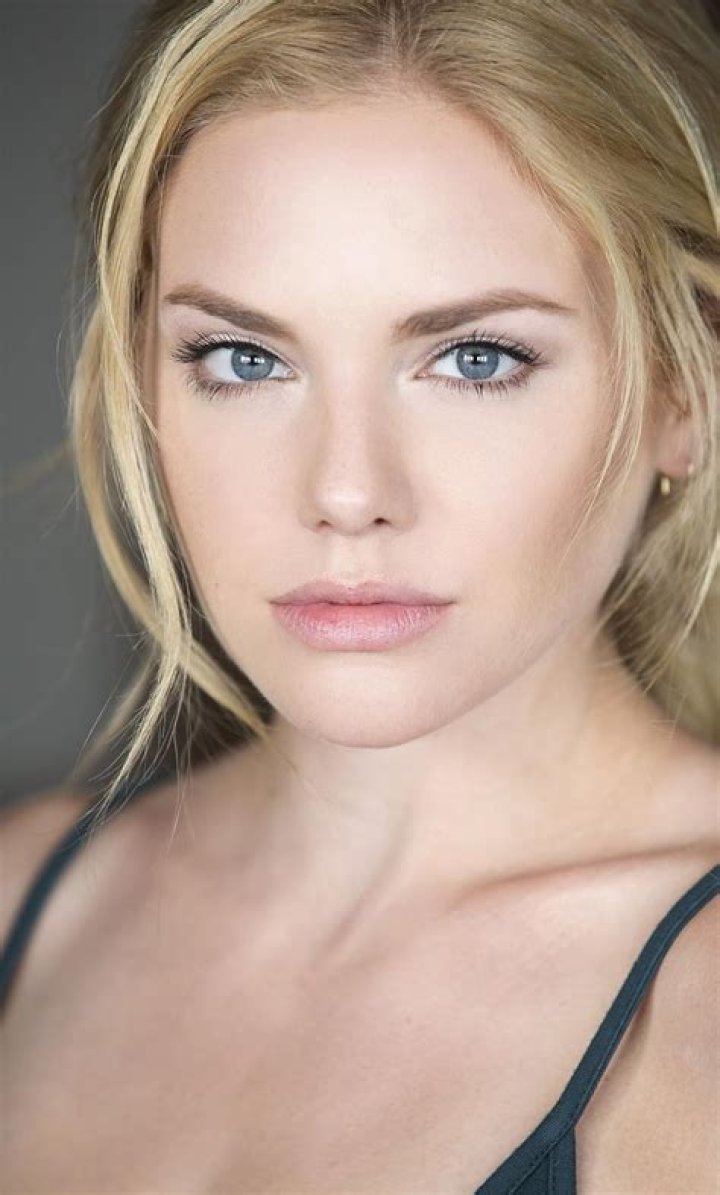  MacKenzie Mauzy