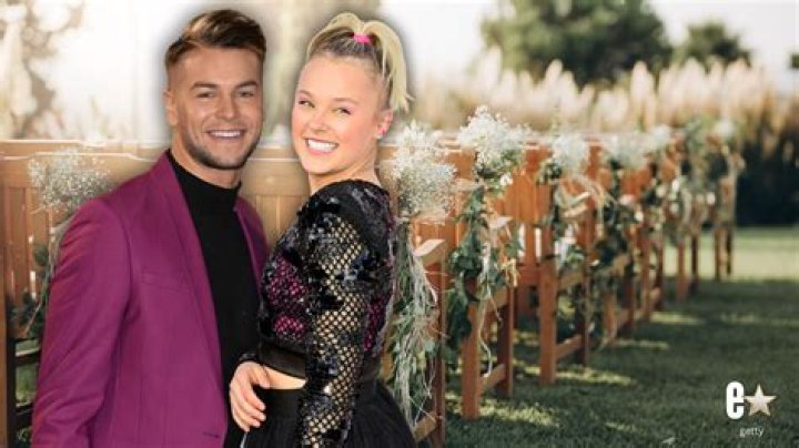 Naked Truth About Jojo Babie: Age, Measurements, Boyfriend, Wiki