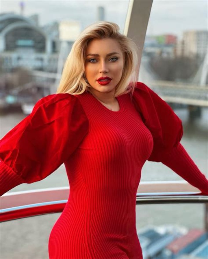 
Sofia Nikitchuk Height, Weight, Net Worth, Age, Birthday, Wikipedia, Who, Nationality, Biography 