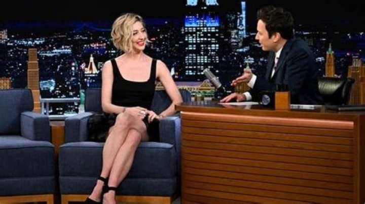 What Happened To Heidi Gardner’s Legs? Meet The Actress On Instagram