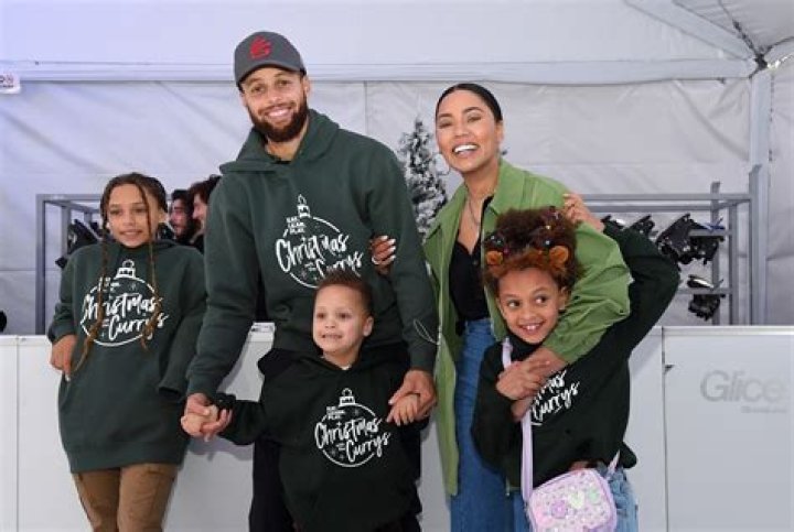 
Who are Brandon Currys Parents? Brandon Curry Biography, Parents Name, Nationality and More 