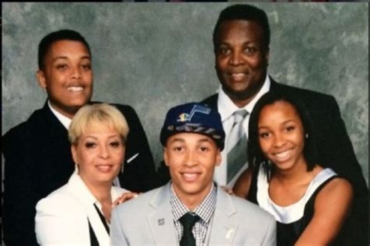 Who Is Cecil Exum Wife Desiree | Married Life And Kids