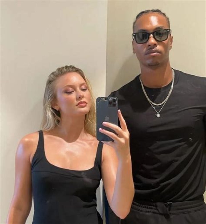 
Zhara Nilsson Height, Age, Boyfriend, Biography, Wiki, Net Worth 